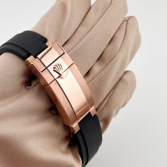 Rolex Daytona Rose Gold Baguette Oysterflex Pink Dial 116515LN-0021 Mens 40mm